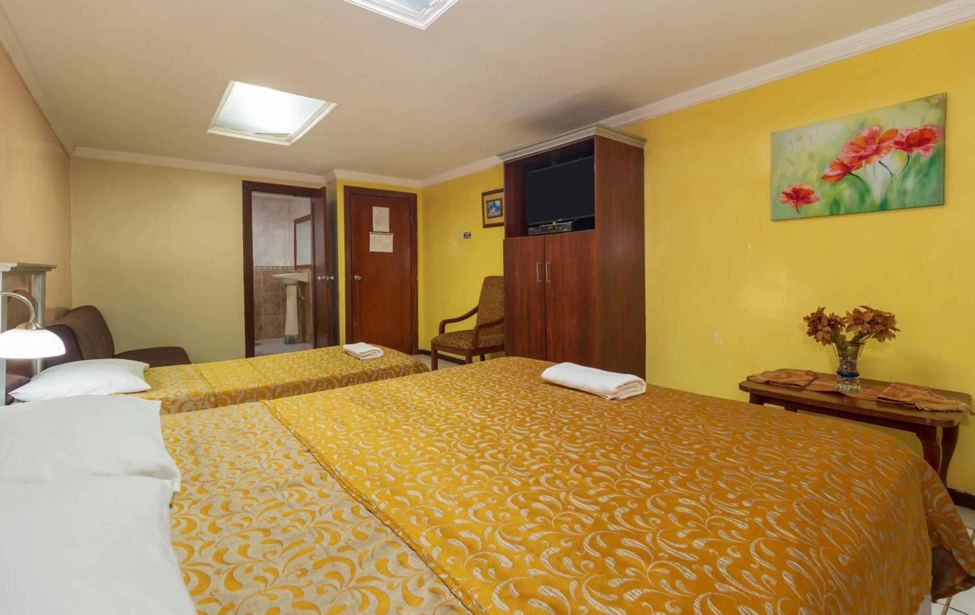 Hotel Malecon Inn 과야킬 외부 사진