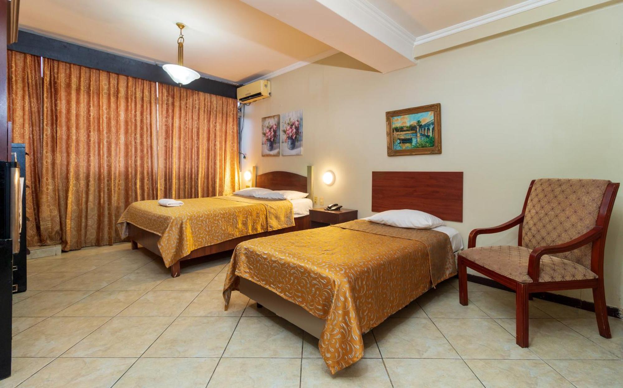 Hotel Malecon Inn 과야킬 외부 사진