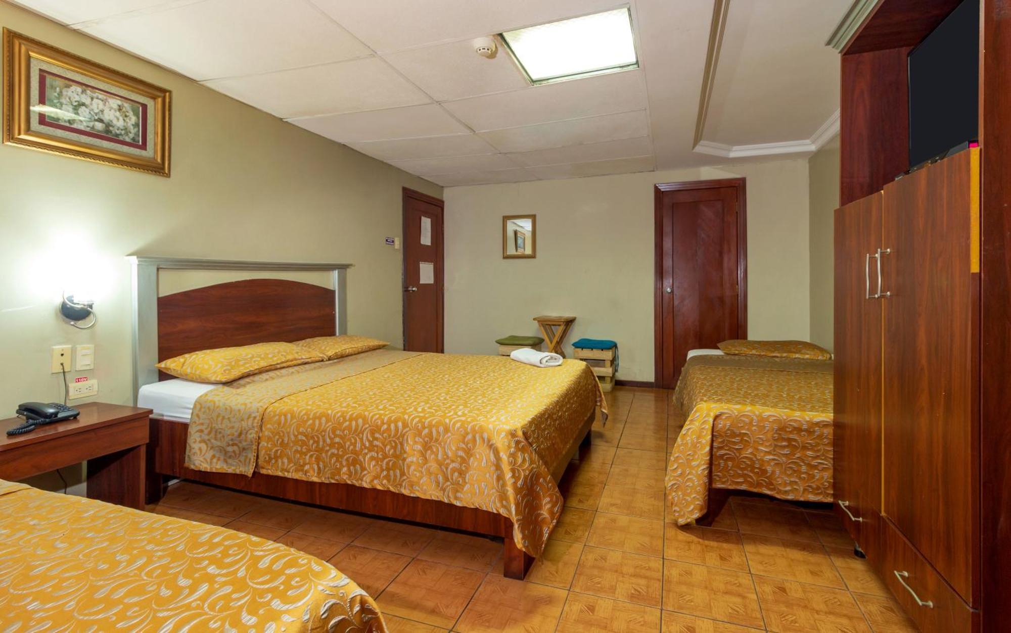 Hotel Malecon Inn 과야킬 외부 사진