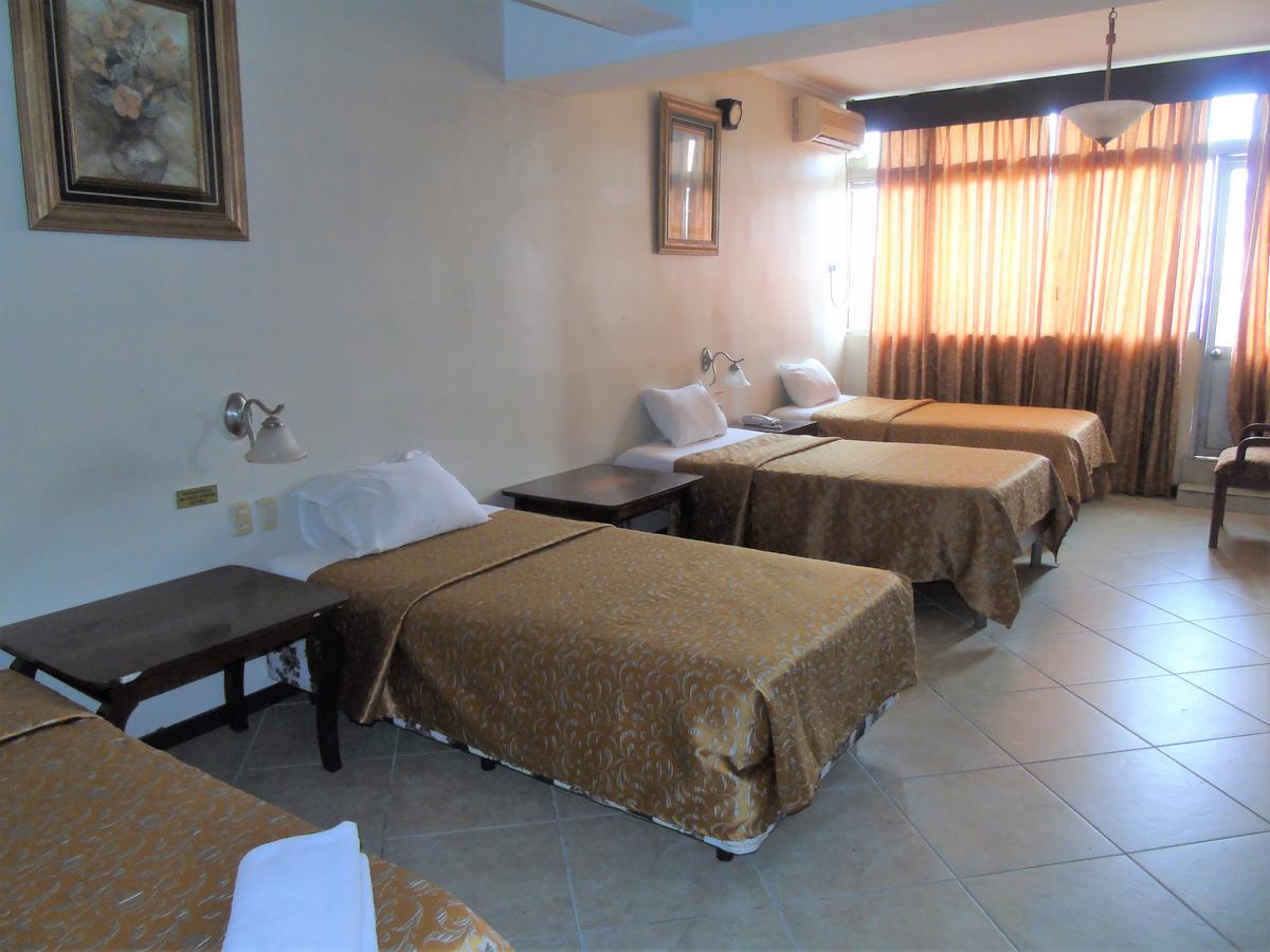 Hotel Malecon Inn 과야킬 외부 사진