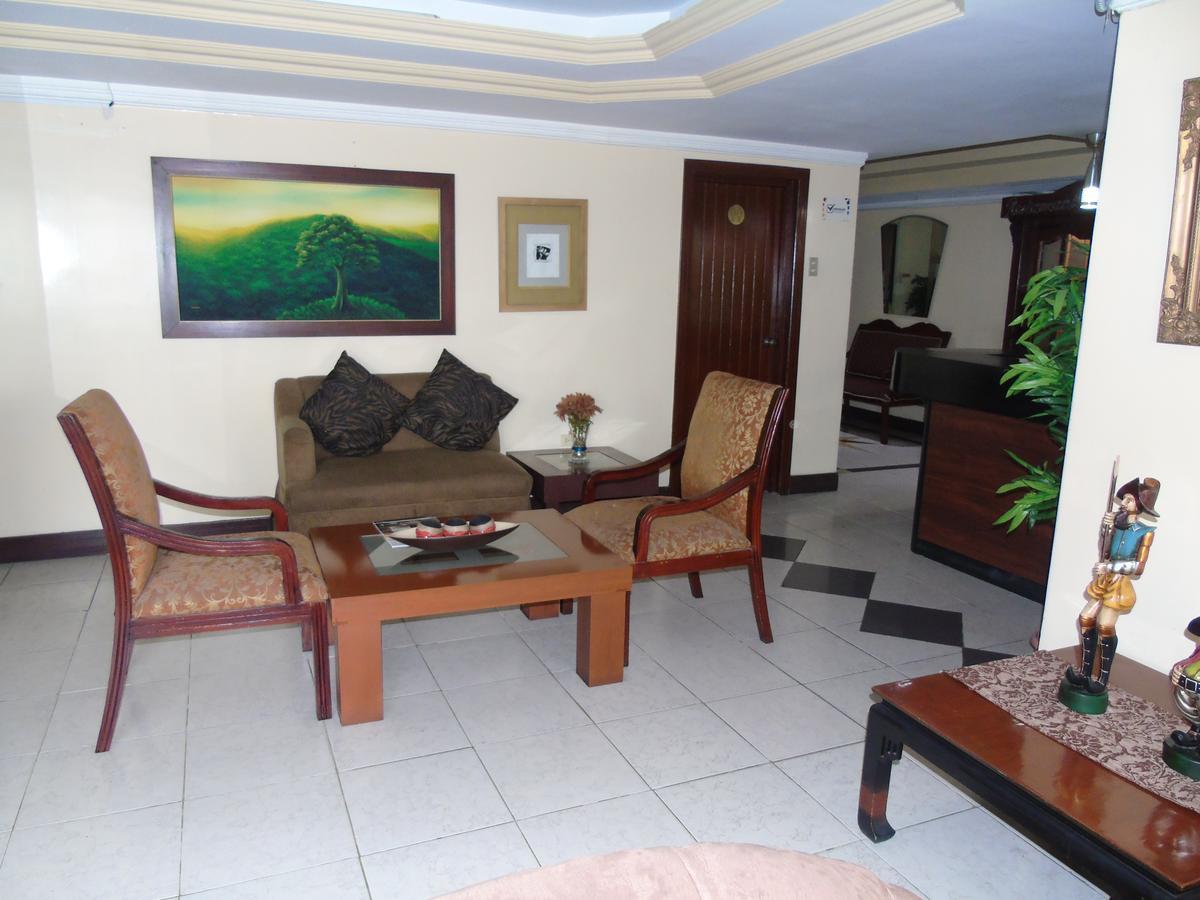 Hotel Malecon Inn 과야킬 외부 사진